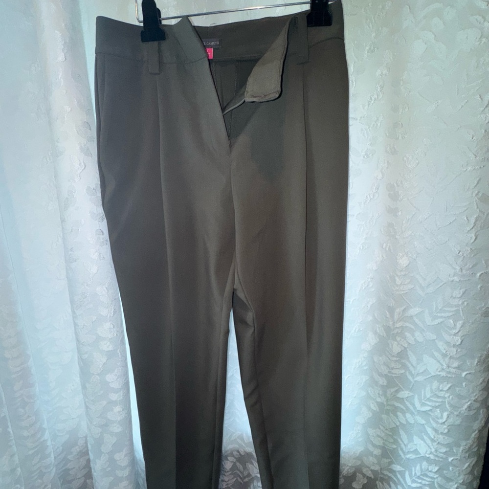 Vince Camuto Green Pantsuit Tailored Elegance